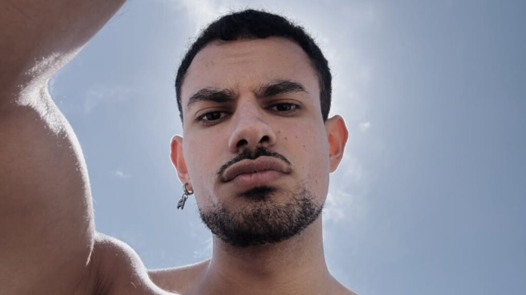 יוני אלמקייס כוכב רשת