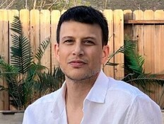 אסי עזר (צילום: מתוך עמוד האינסטגרם של אסי עזר)