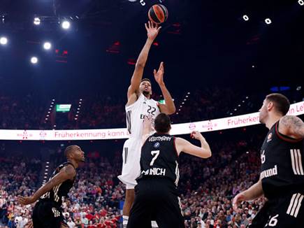 (Photo by Panagiotis Moschandreou/Euroleague Basketball via Getty (Photo by Panagiotis Moschandreou/Euroleague Basketball via Getty
