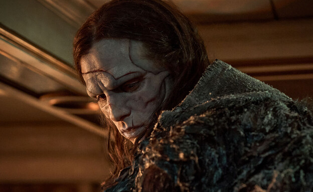 ג'ייקוב אלורדי, פרנקנשטיין (צילום: Ken Woroner/Netflix)