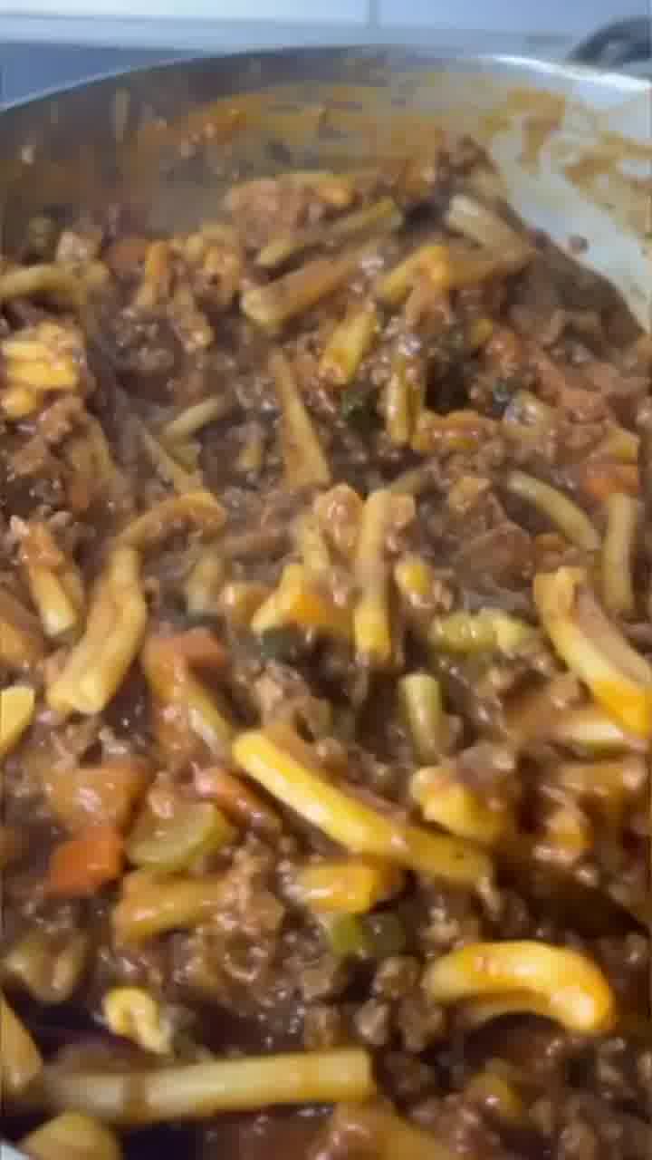 בולונז בסיר אחד - ועוד מתכונים לארוחות צהריים מנצחות