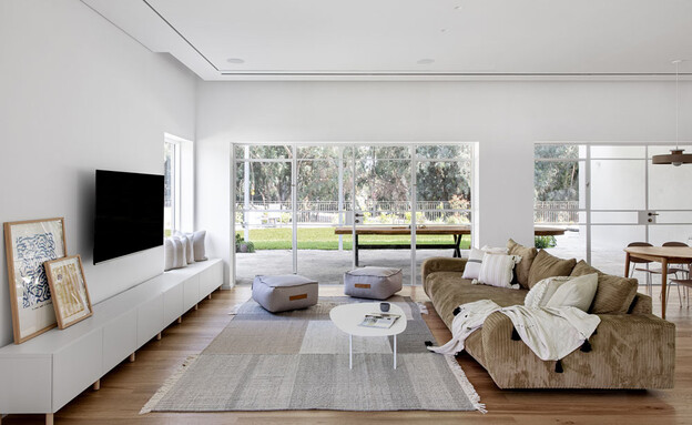 עיצוב פנים ברבורית 