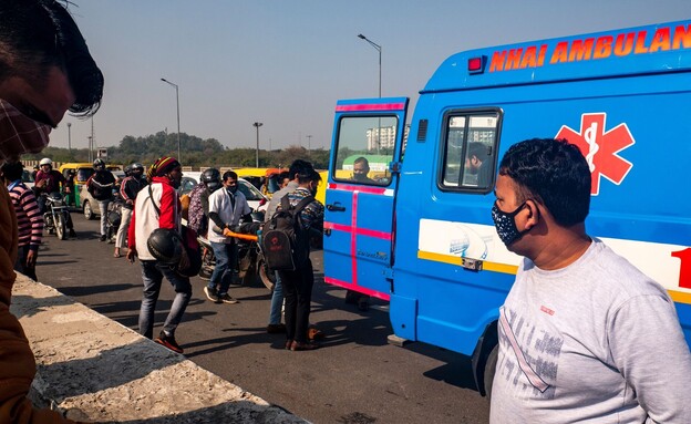 תאונה בהודו (צילום: PradeepGaurs, shutterstock)