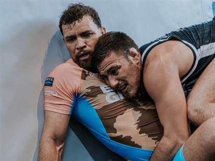 &ldquo;הוא קרוב ל-UFC&ldquo;. רופי ועילאי ברזילי (צילום: Nicolas silva) (צילום: ספורט 5)