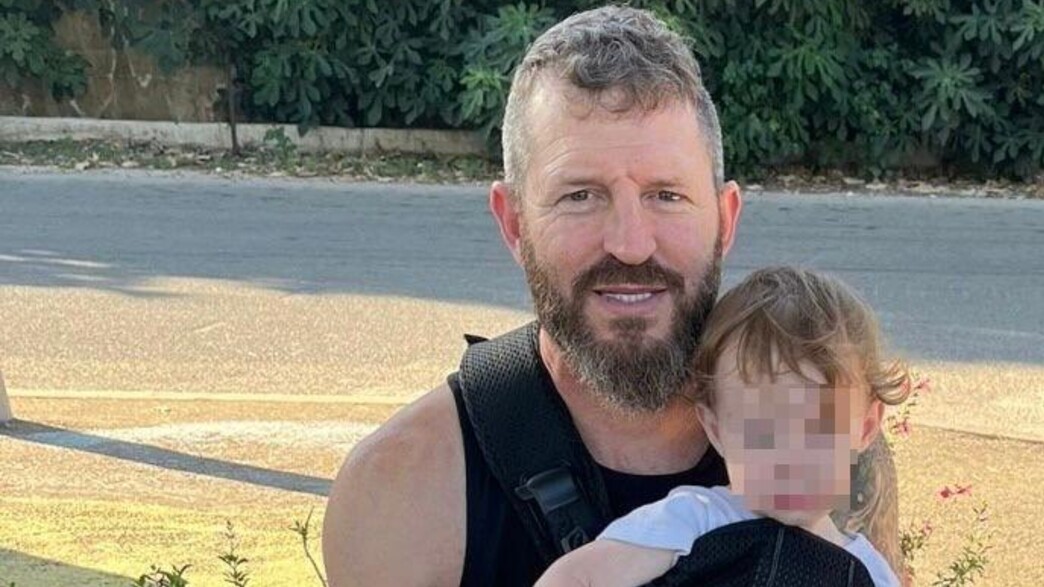 יונתי בהט ובנו