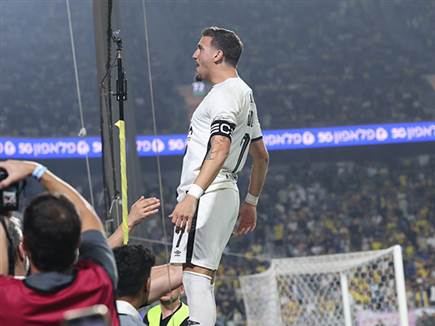 במשחק שייזכר לשנים ארוכות (צילום: אלן שיבר)