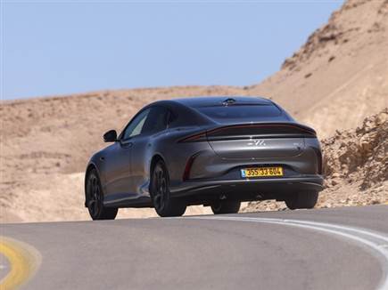 עד 777 כ&ldquo;ס ו-3.2 שניות ל-100 קמ&ldquo;ש (3.5 ב-IM6)