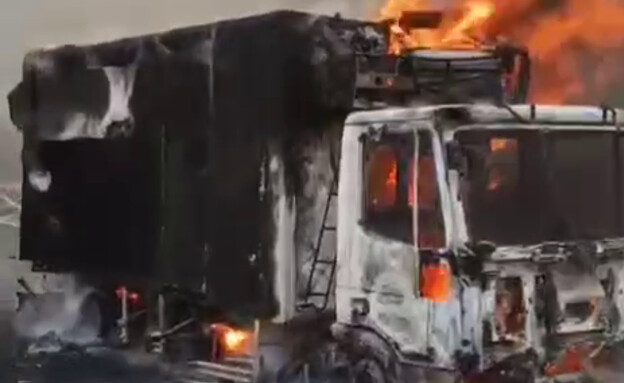 עשרות מתנחלים פשטו ושרפו מפעל פלסטיני (צילום: לפי סעיף 27 א')