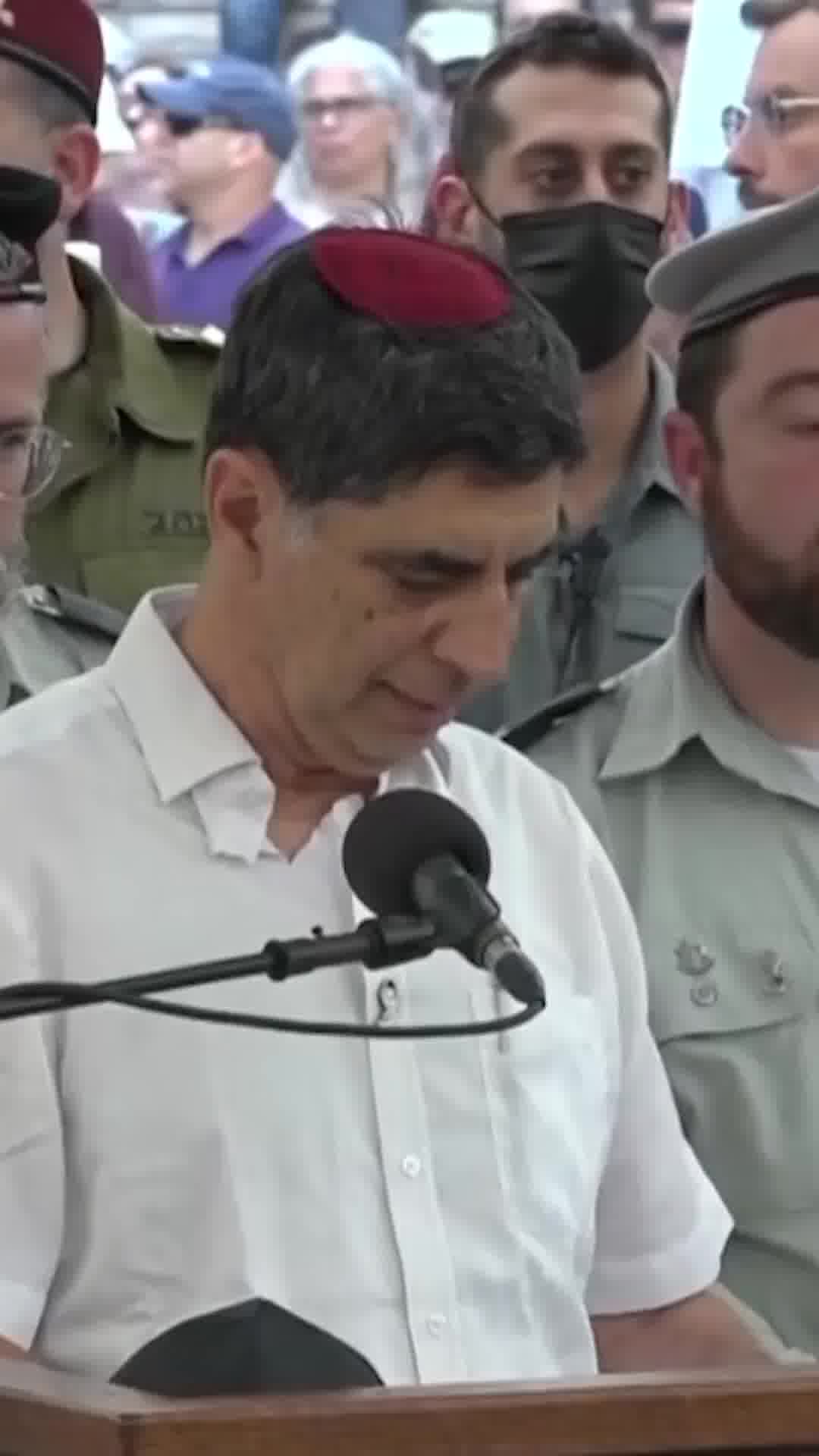 "אין עוד קברים ריקים בבית העלמין בכפר סבא": שמחה גולדין מצדיע לרמטכ"ל בדמעות