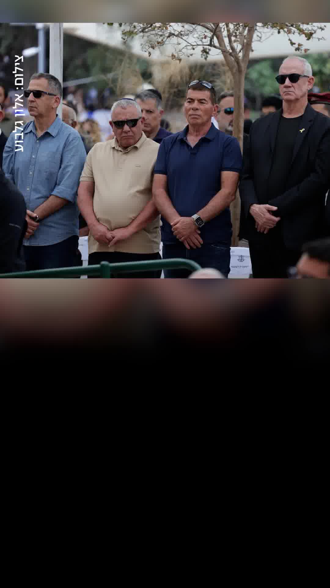 4 רמטכ"לים מרכינים ראש בהלווית הדר גולדין ז"ל 