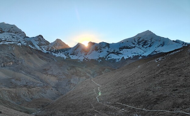 זריחה אחרונה בדרך לפאס זריחה אחרונה בדרך לפאס