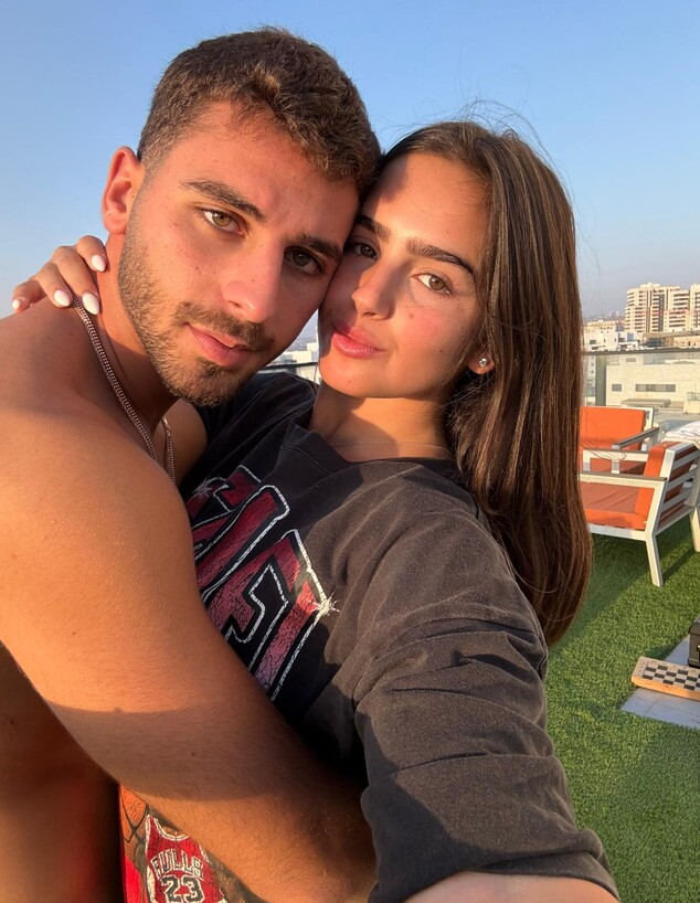 שלי פרץ משיקה חבר חדש בחתונה של נועה קירל שלי פרץ משיקה חבר חדש בחתונה של נועה קירל