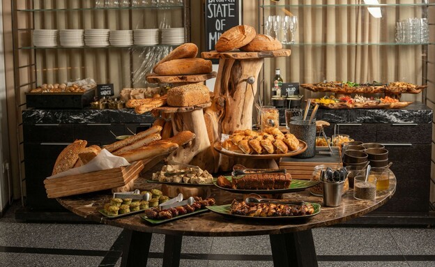 בראנצ' חדש בקפה 65 בראנצ' חדש בקפה 65