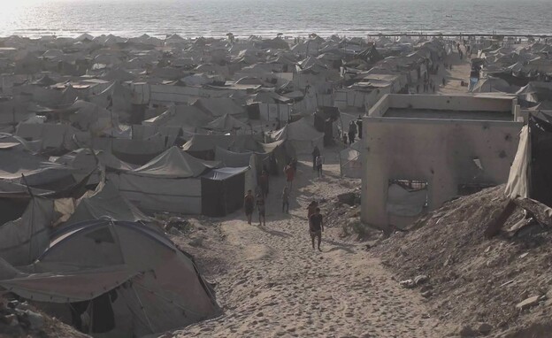 מחנות הפליטים ליד הים מחנות הפליטים ליד הים