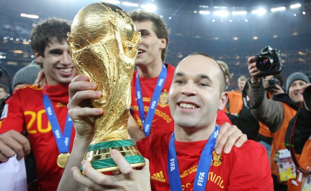 אנדרס אינייסטה נבחרת ספרד (צילום: רויטרס)