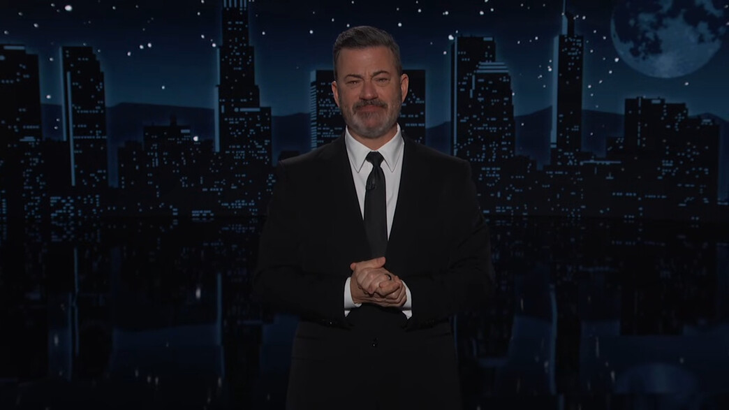 ג'ימי קימל פורץ בבכי