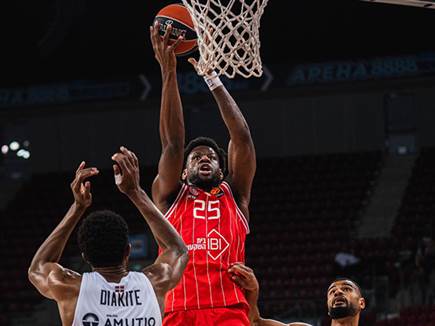 (באדיבות הפועל `IBI` תל אביב) (באדיבות הפועל `IBI` תל אביב)