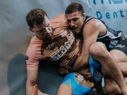 "ניצחון והוא ב-UFC". ברזילי ורופי (צילום: Nicolas silva) (צילום: ספורט 5)