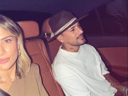 מאור בוזגלו ואשתו בדרך לחתונה