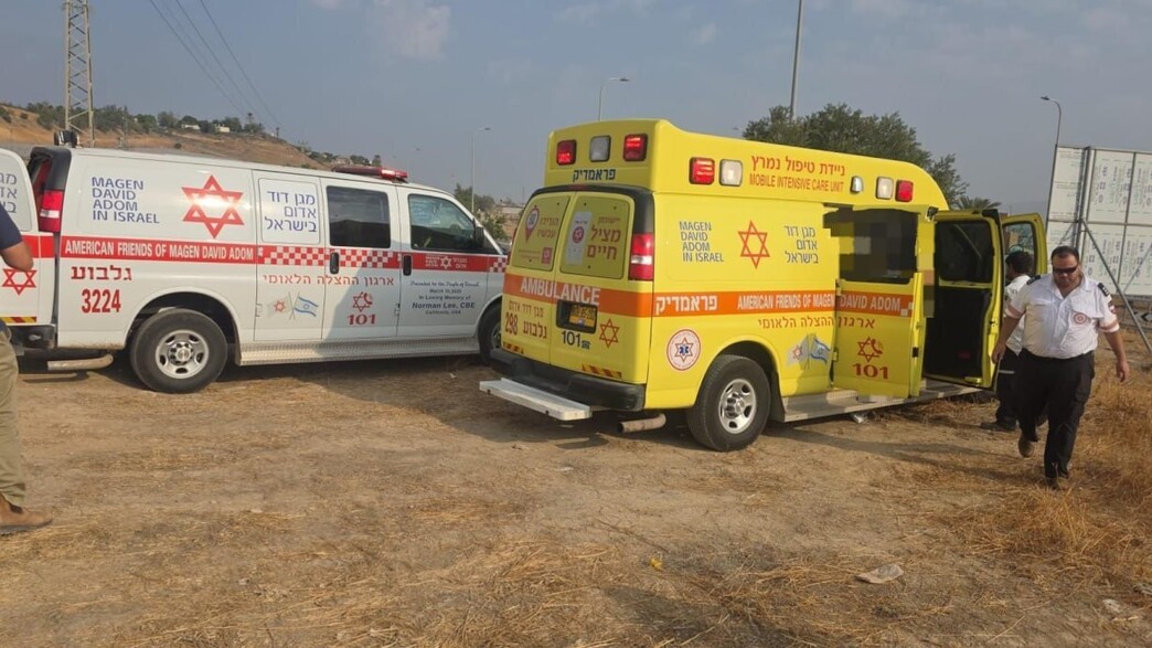 צוותי מד"א בזירה צוותי מד"א בזירה