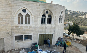 הצתת מסגד בשומרון (צילום: שימוש לפי סעיף 27א' לחוק זכויות יוצרים)