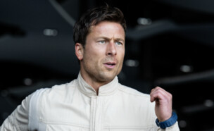 הנרדף, גלן פאוול (צילום: באדיבות טוליפ אנטרטיינמנט, יחסי ציבור)