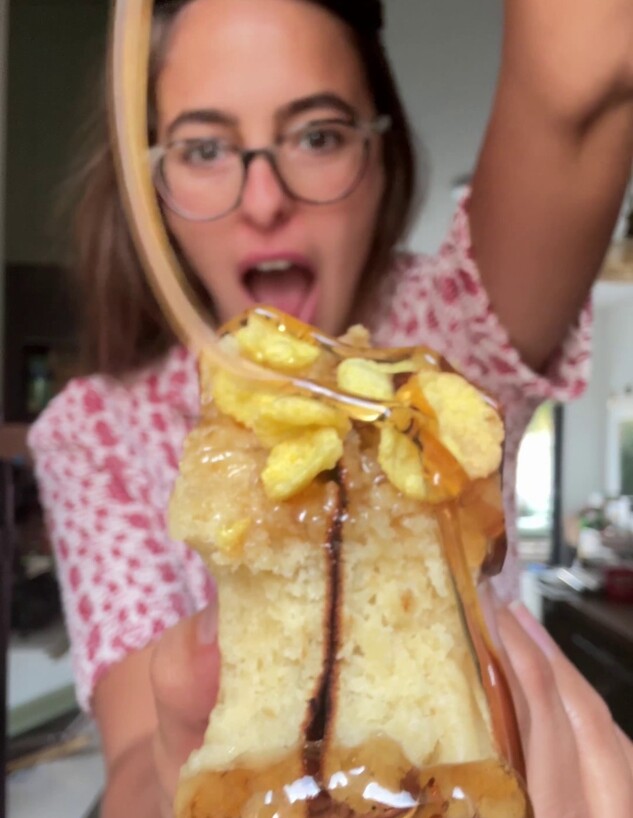 פנקייק של סיוון בריק. כן, יש עליו קורנפלקס (צילום: סיון בריק)