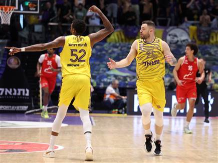 ארצי ומקריי, הופעה פושרת של שניהם (אלן שיבר)