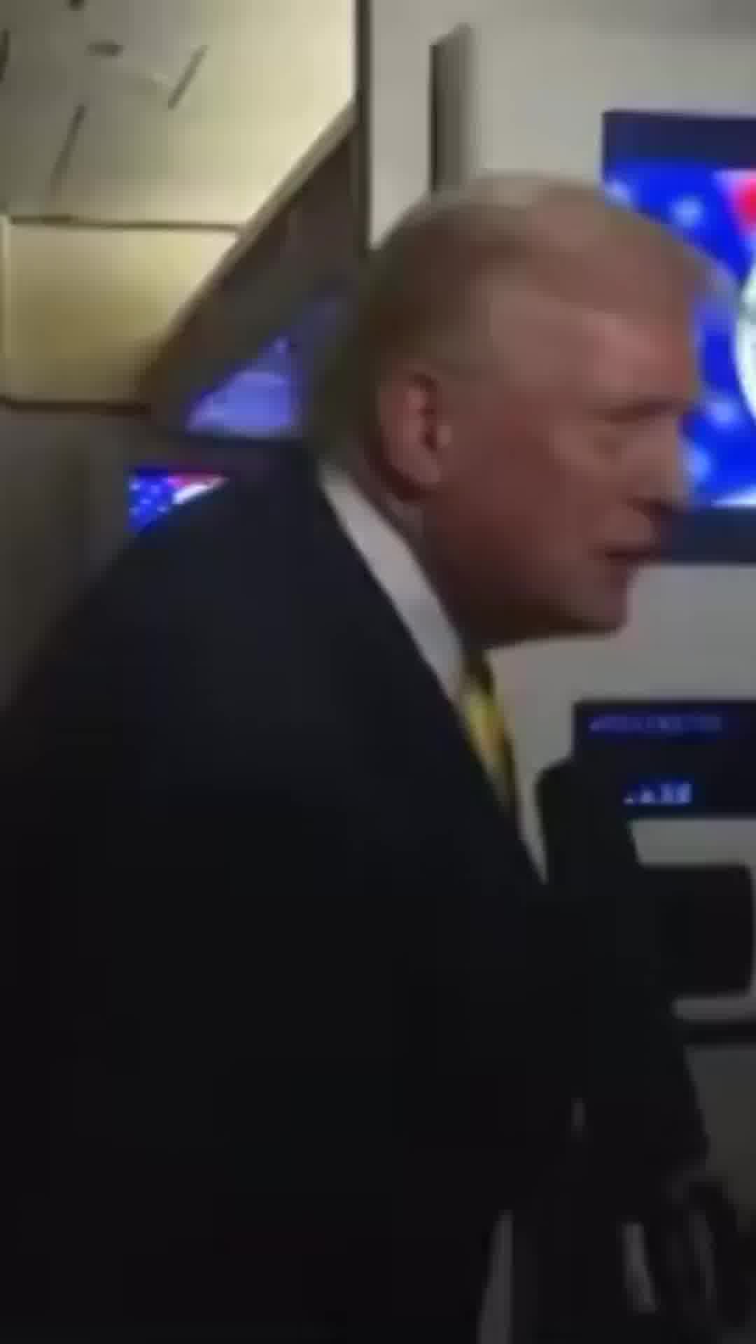  טראמפ על המתיחות עם ונצואלה: "קיבלתי את ההחלטה, אבל אני לא יכול לספר מה זה יהיה"