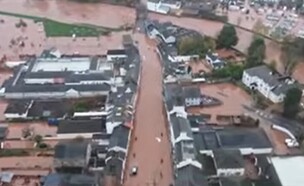 הרוגים בפורטוגל בעקבות הסופה "קלאודיה", שיטפונות בבריטניה (צילום: youtube)