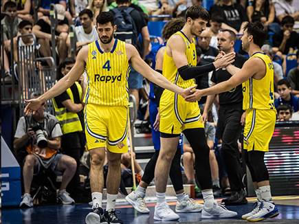 הסגל הישראלי ידבר (עודד קרני) הסגל הישראלי ידבר (עודד קרני)