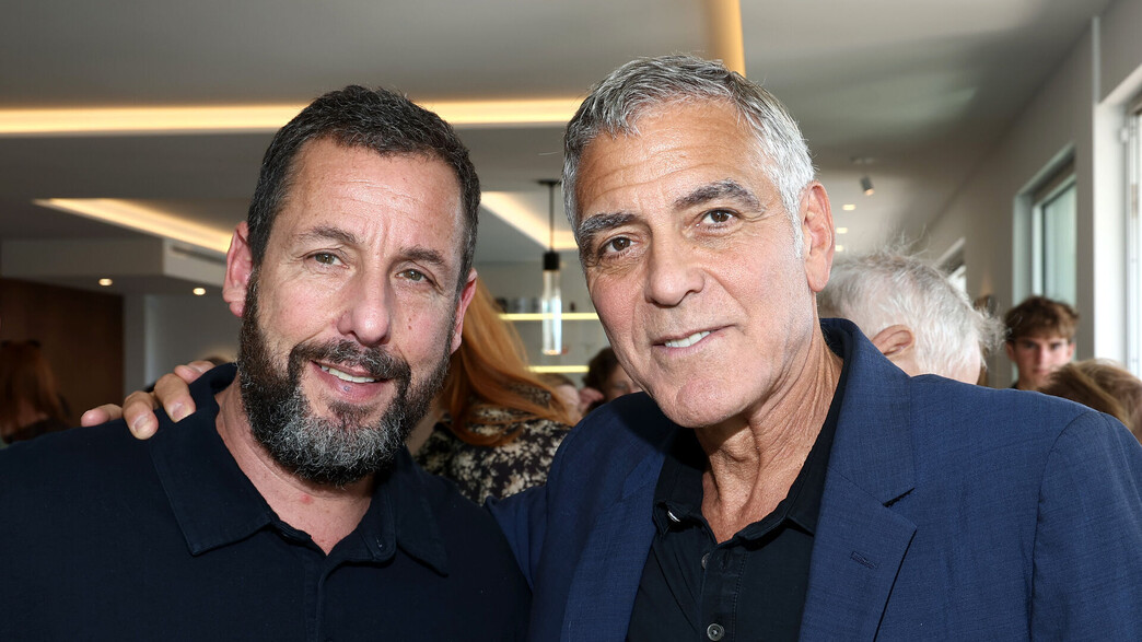 ג'ורג' קלוני, אדם סנדלר