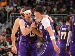 Gary Dineen/NBAE via Getty Images (צילום: ספורט 5)