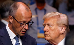 נשיא ארה"ב דונלד טראמפ וקנצלר גרמניה פרידריך מרץ (צילום: LUDOVIC MARIN, reuters)