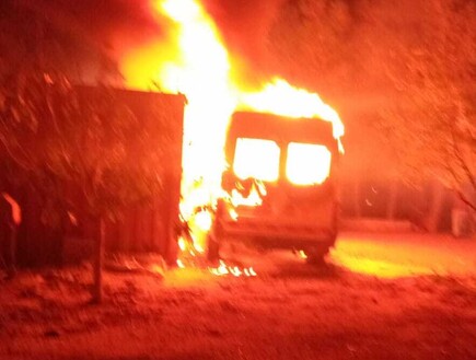 עשרות יהודים הציתו בתים ושרפו רכבים סמוך לבית לחם