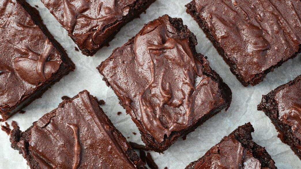 עוגת שוקולד עם ציפוי שוקולד  