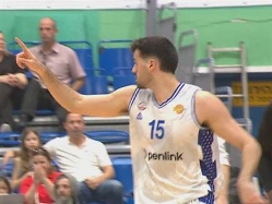 ניצחון ביתי ראשון העונה. לוגשי (צילום: ספורט 5)