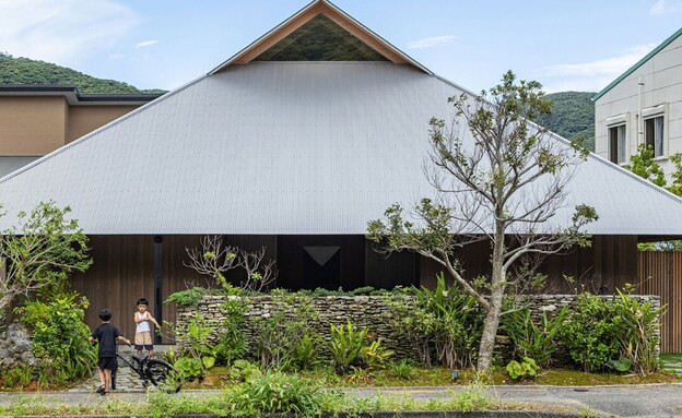 בית אוף גריד ביפן Sakai Architects (צילום: Toshihisa Ishii)