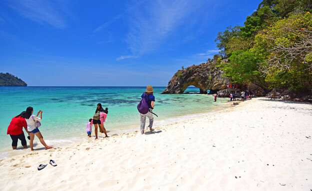 חוף אי קו טארוטאו תאילנד