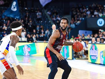 אבל הסתבכה ברבע השלישי (מיכל בן גיגי, הפועל “מידטאון“ ירושלים)