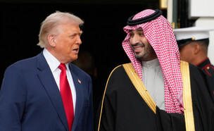 נשיא ארה"ב דונלד טראמפ והנסיך הסעודי בן סלמאן (צילום: AP)