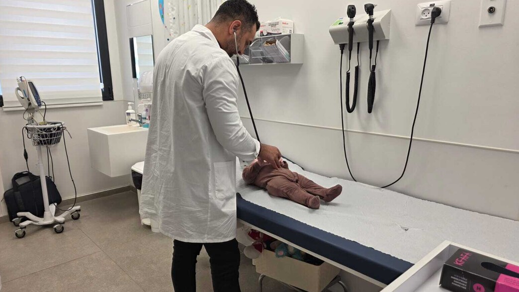 ד"ר ענאן והתינוק ד"ר ענאן והתינוק