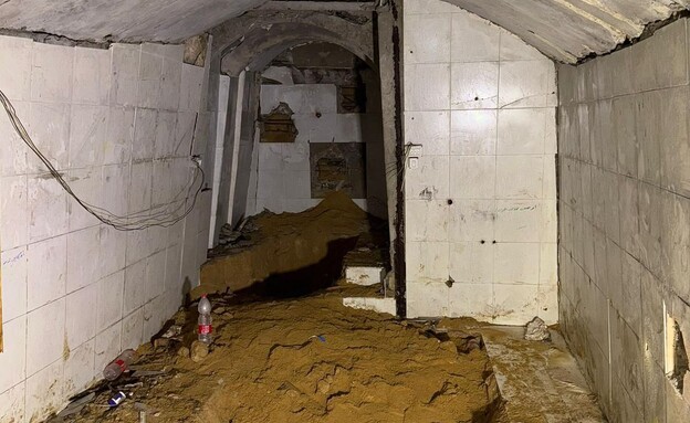 המנהרה שבה הוחזק הדר גולדין