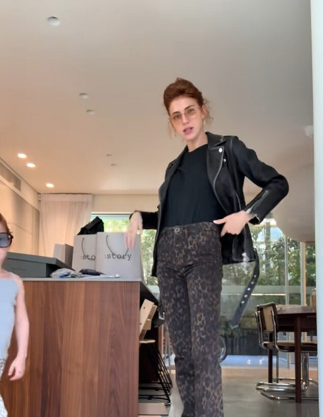 מציצים למאיה ורטהיימר ואסף זמיר 2 ג מציצים למאיה ורטהיימר ואסף זמיר 2 ג