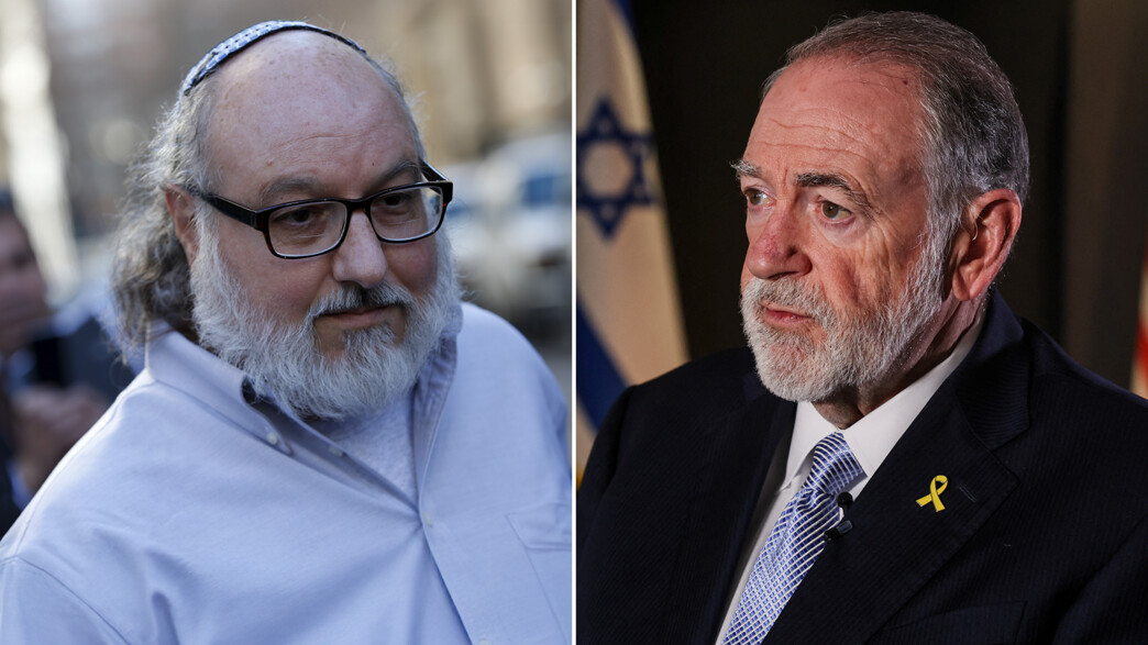 מייק האקבי, ג'ונתן פולארד