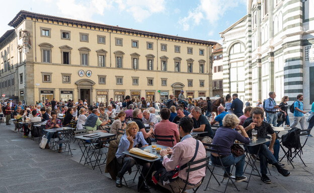 מסעדה פירנצה איטליה (צילום: Michalakis Ppalis, shutterstock)