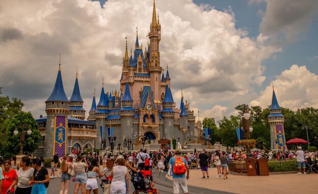 דיסניוורלד (צילום: Pop Century Resort, shutterstock)