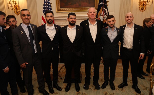 שורדי שבי בפגישה עם משלחת בכירים בממשל האמריקאי