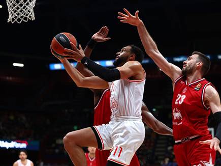 המחצית הראשונה אומנם הייתה צמודה (Euroleague Basketball via Getty)