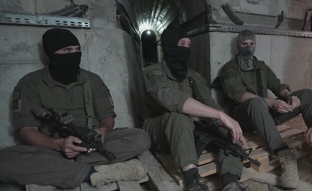 סא"ל ט' ,רס"ן ע', סא"ל ח'